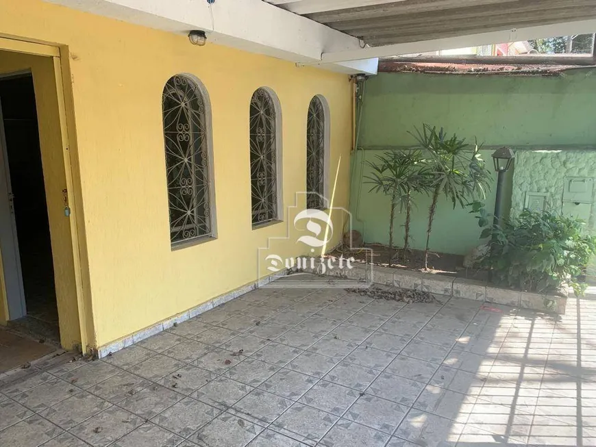 Foto 1 de Casa com 3 Quartos para venda ou aluguel, 300m² em Vila Assuncao, Santo André