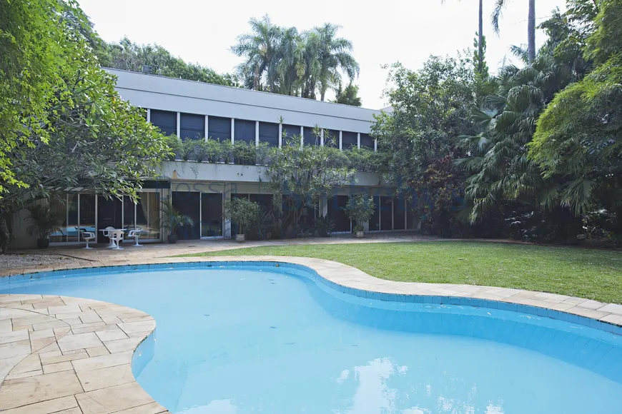 Foto 1 de Casa com 4 Quartos à venda, 800m² em Jardim Europa, São Paulo