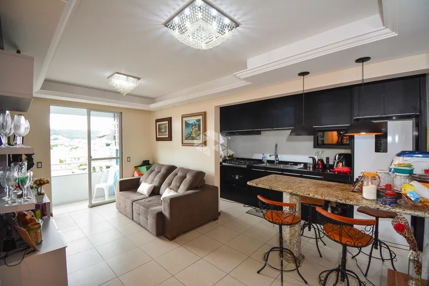 Foto 1 de Apartamento com 2 Quartos à venda, 61m² em Serraria, São José