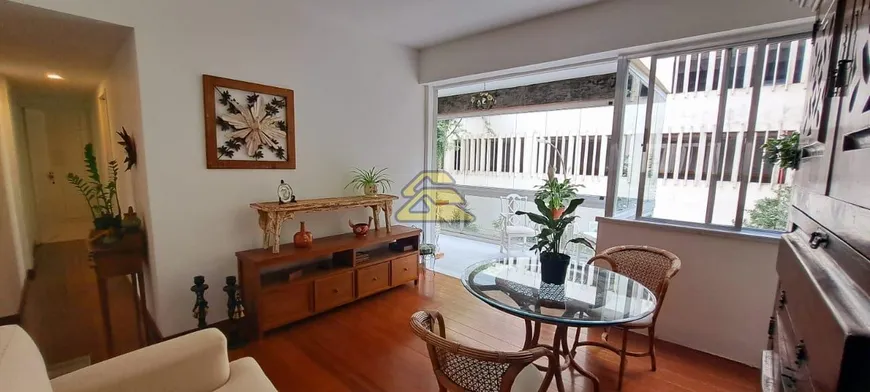 Foto 1 de Apartamento com 2 Quartos à venda, 83m² em Copacabana, Rio de Janeiro