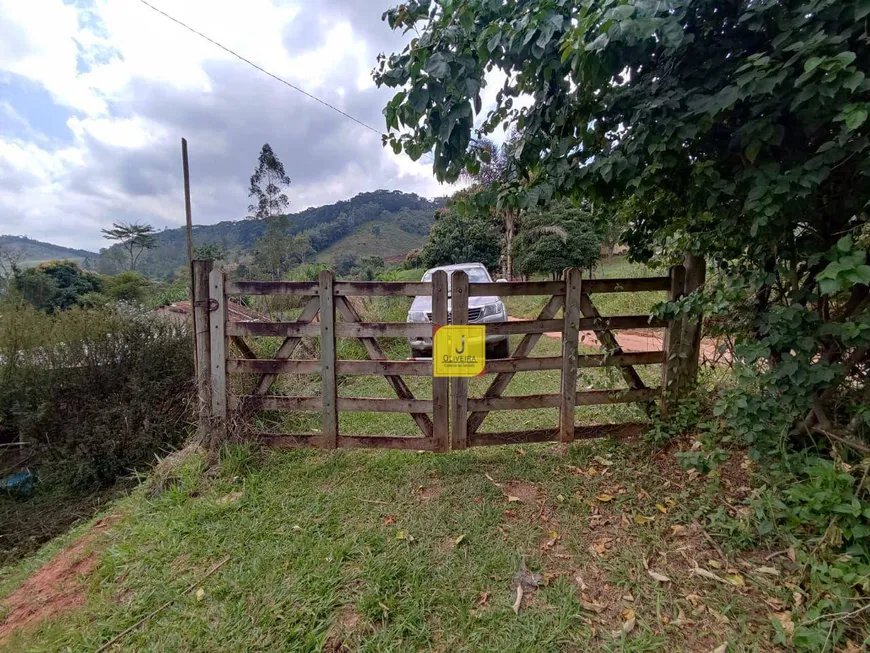 Foto 1 de Fazenda/Sítio com 2 Quartos à venda, 75m² em Rosario de Minas, Juiz de Fora