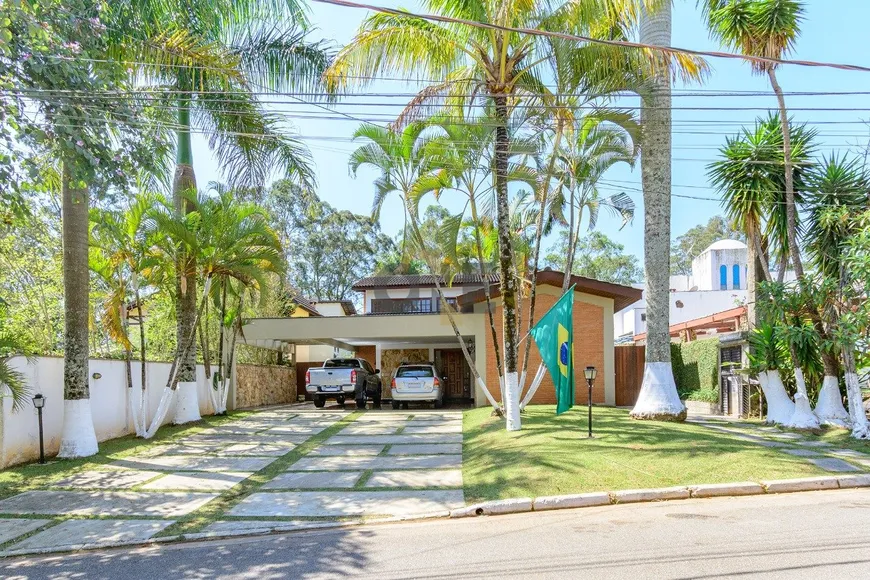 Foto 1 de Casa de Condomínio com 3 Quartos à venda, 459m² em Granja Viana, Carapicuíba