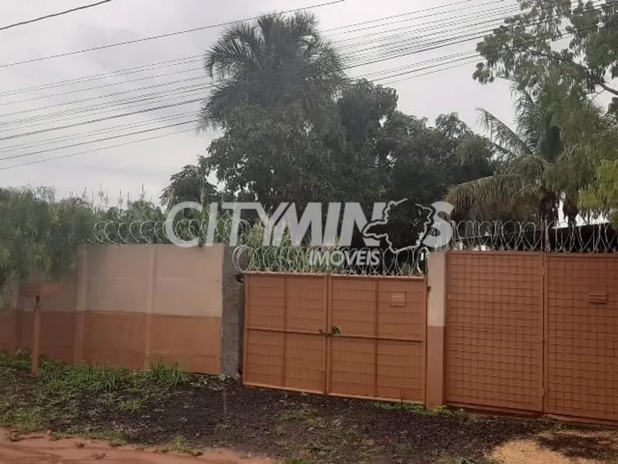 Foto 1 de Fazenda/Sítio com 2 Quartos à venda, 145m² em Morada Nova, Uberlândia