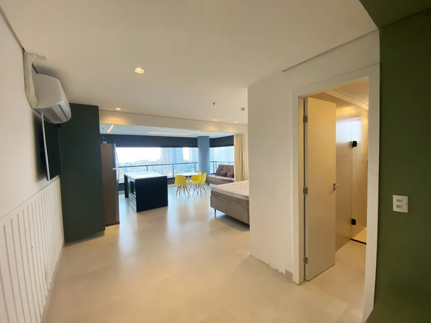 Foto 1 de Apartamento com 1 Quarto à venda, 48m² em Balneário Cidade Atlântica , Guarujá