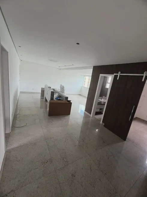 Foto 1 de Apartamento com 4 Quartos à venda, 146m² em União, Belo Horizonte