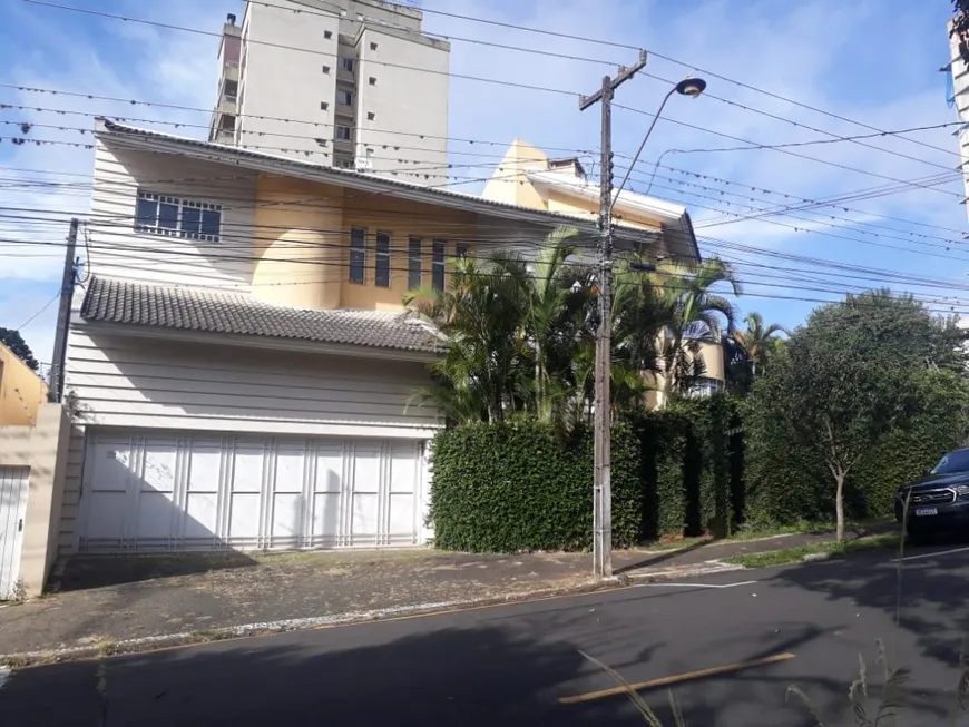 Foto 1 de Casa com 4 Quartos à venda, 421m² em Centro, Ponta Grossa