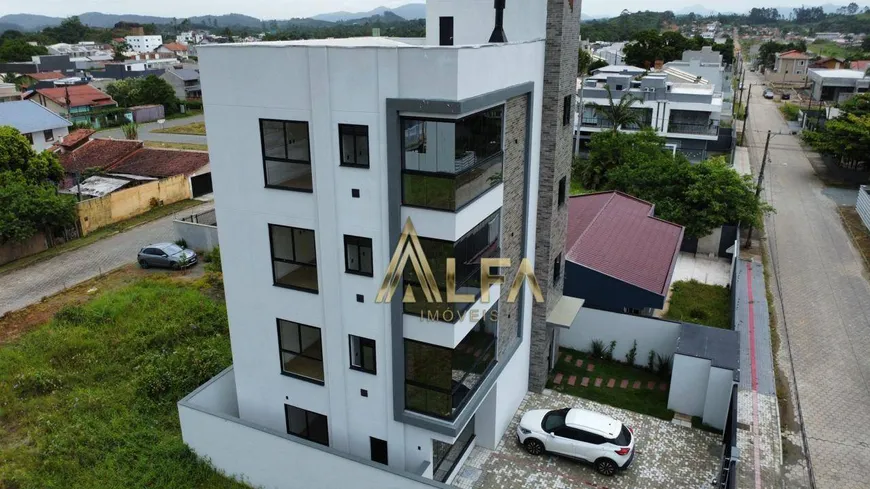 Foto 1 de Apartamento com 3 Quartos à venda, 79m² em Itacolomi, Balneário Piçarras