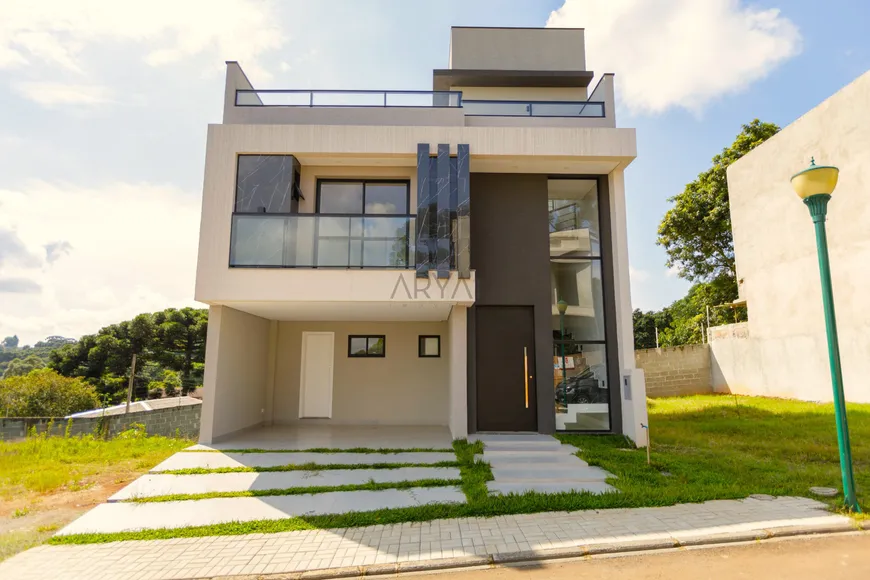 Foto 1 de Casa de Condomínio com 3 Quartos à venda, 166m² em São Lourenço, Curitiba