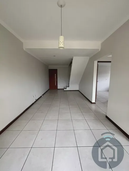 Foto 1 de Apartamento com 3 Quartos para venda ou aluguel, 220m² em Centro, São Roque