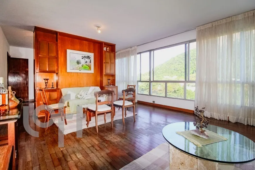 Foto 1 de Apartamento com 4 Quartos à venda, 190m² em Gávea, Rio de Janeiro