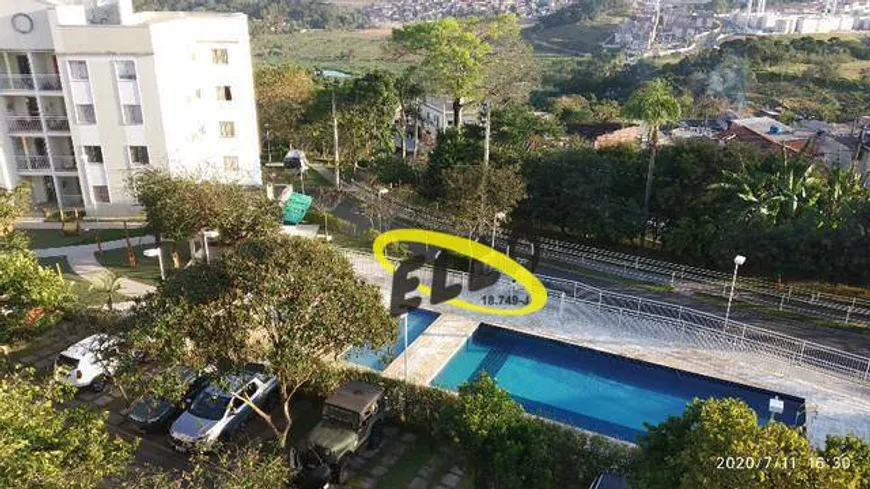 Foto 1 de Apartamento com 3 Quartos à venda, 62m² em Jardim Central, Cotia