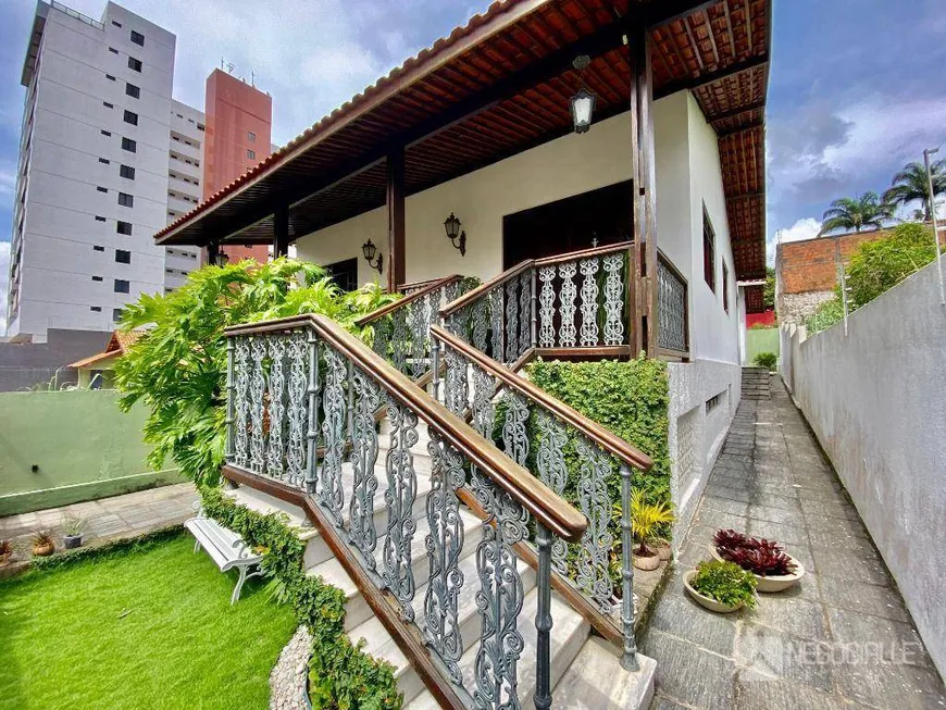 Foto 1 de Casa com 4 Quartos à venda, 279m² em Bela Vista, Campina Grande