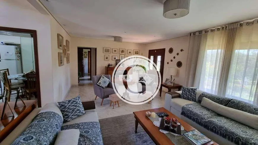 Foto 1 de Casa de Condomínio com 4 Quartos à venda, 380m² em Embu, Embu das Artes