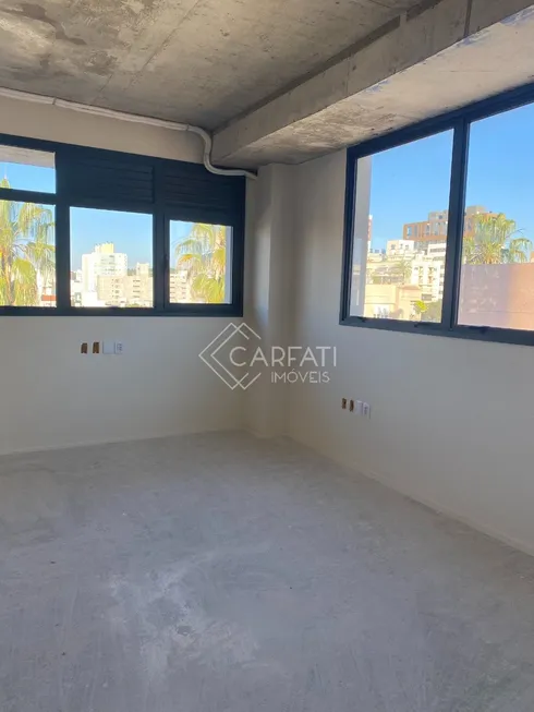 Foto 1 de Sala Comercial para alugar, 32m² em Menino Deus, Porto Alegre