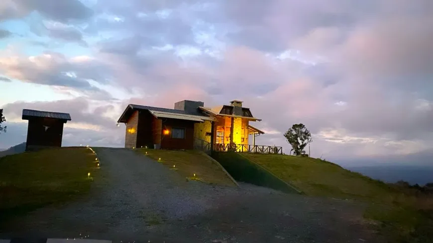 Foto 1 de Fazenda/Sítio com 2 Quartos à venda, 100000m² em Santa Barbara, Alfredo Wagner