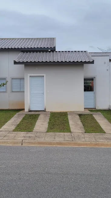 Foto 1 de Casa de Condomínio com 2 Quartos à venda, 56m² em Condominio Vila Amato, Sorocaba