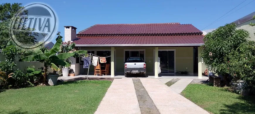 Foto 1 de Casa com 3 Quartos à venda, 165m² em Nereidas, Guaratuba