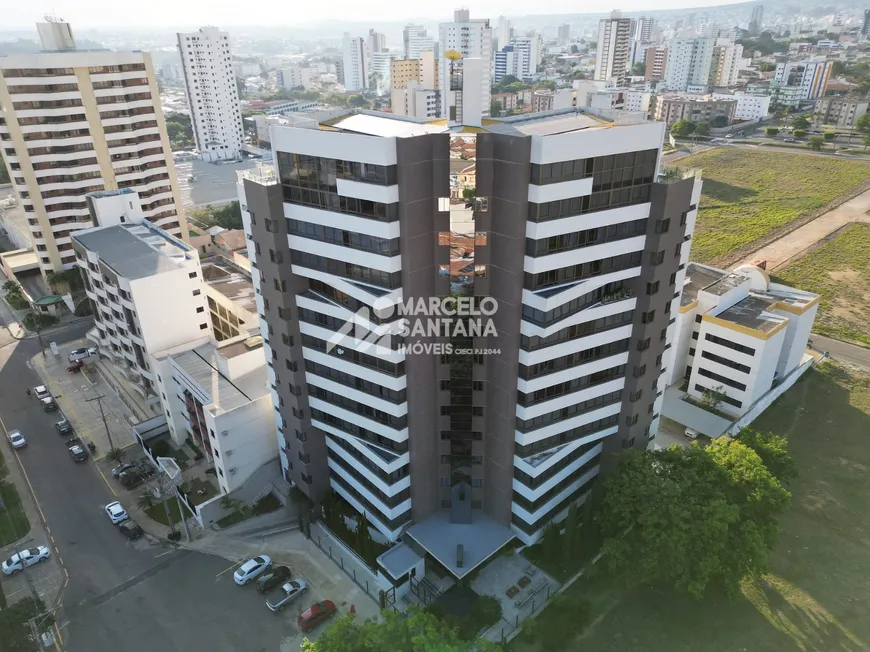Foto 1 de Apartamento com 4 Quartos para alugar, 220m² em Candeias, Vitória da Conquista