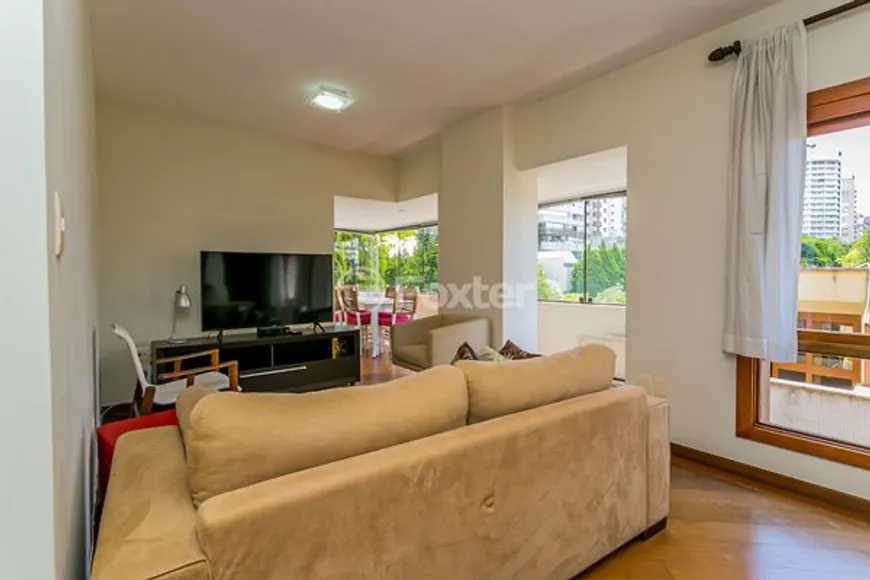 Foto 1 de Apartamento com 2 Quartos à venda, 94m² em Auxiliadora, Porto Alegre