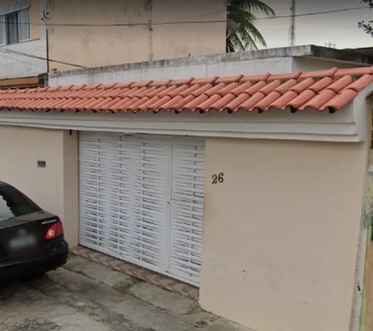 Foto 1 de Casa com 2 Quartos à venda, 136m² em Santíssimo, Rio de Janeiro