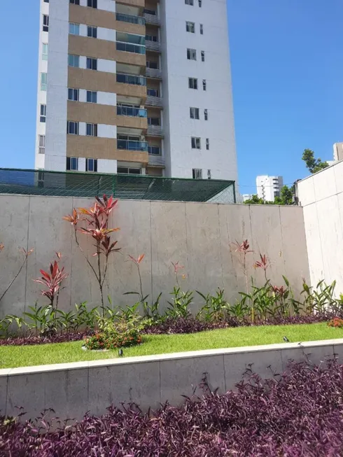 Foto 1 de Apartamento com 2 Quartos à venda, 70m² em Boa Viagem, Recife