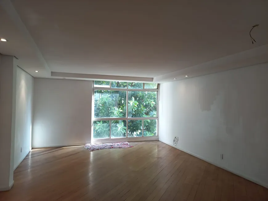 Foto 1 de Apartamento com 2 Quartos à venda, 120m² em Santa Cecília, São Paulo