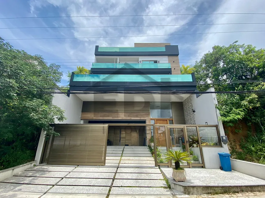 Foto 1 de Casa de Condomínio com 4 Quartos à venda, 500m² em Camboinhas, Niterói