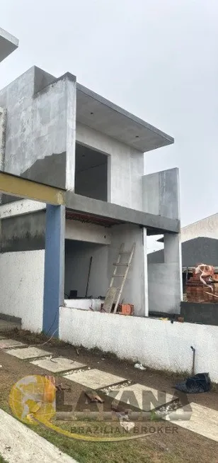 Foto 1 de Sobrado com 3 Quartos à venda, 124m² em Hípica, Porto Alegre