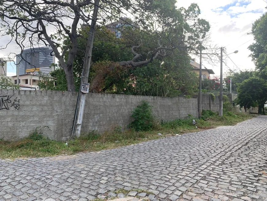 Foto 1 de Lote/Terreno à venda, 304m² em Ponta Negra, Natal