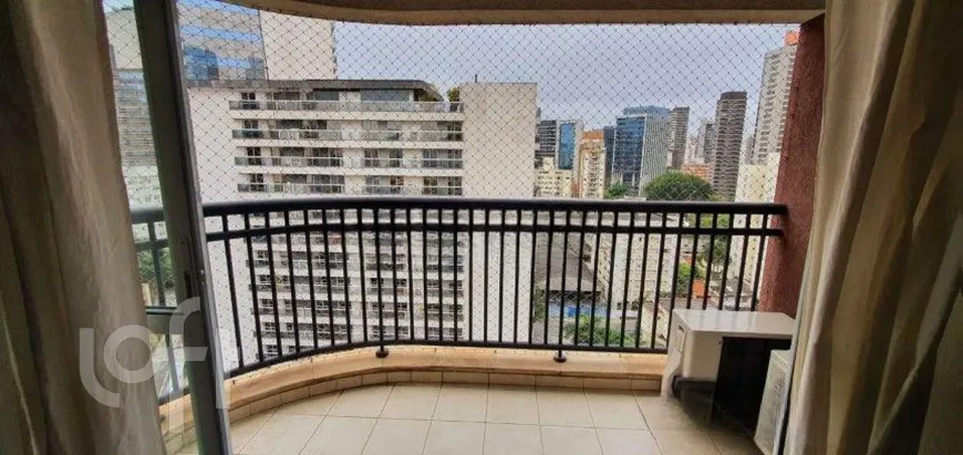 Foto 1 de Apartamento com 2 Quartos à venda, 65m² em Itaim Bibi, São Paulo