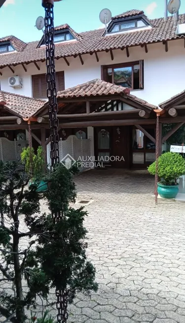 Foto 1 de Casa com 3 Quartos à venda, 115m² em Quinta da Serra, Canela