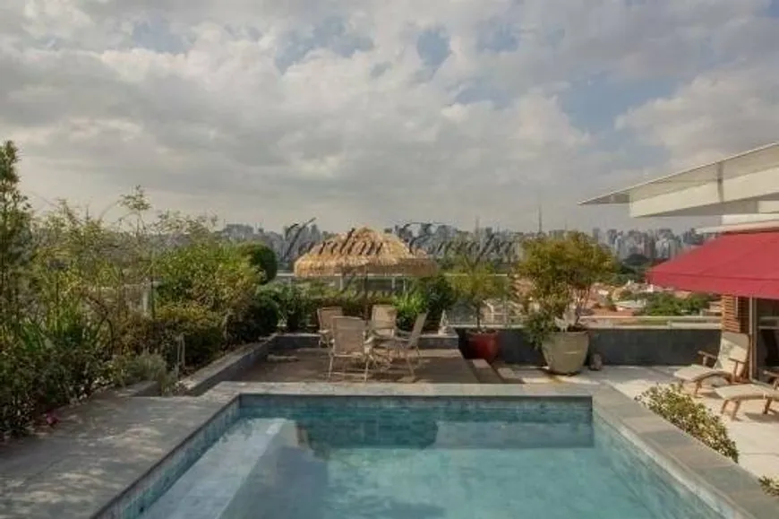 Foto 1 de Cobertura com 4 Quartos para venda ou aluguel, 480m² em Jardim América, São Paulo