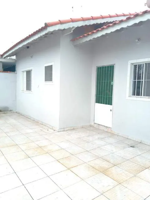 Foto 1 de Casa com 1 Quarto à venda, 65m² em Santa Terezinha, Itanhaém