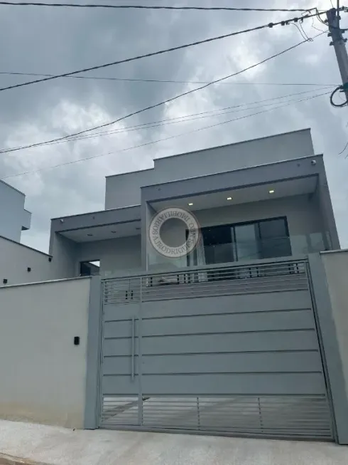 Foto 1 de Casa com 3 Quartos à venda, 180m² em Loteamento Sao Roque, São Roque