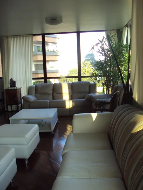 Foto 1 de Apartamento com 4 Quartos à venda, 220m² em Bosque da Saúde, São Paulo