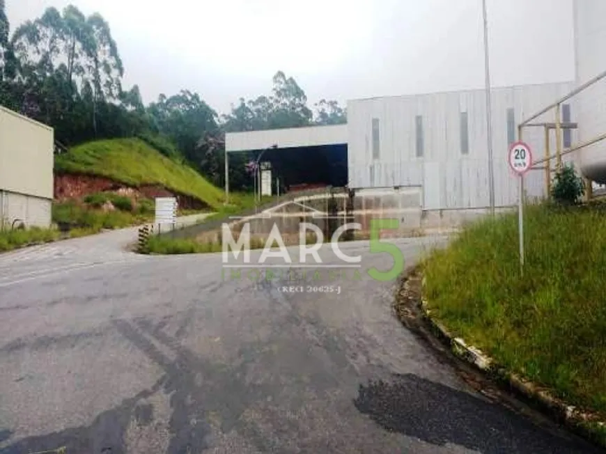 Foto 1 de Galpão/Depósito/Armazém à venda, 9700m² em Loteamento Industrial Coral, Mauá