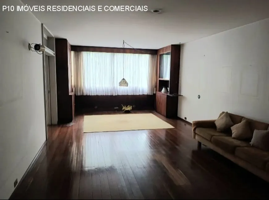 Foto 1 de Apartamento com 3 Quartos à venda, 241m² em Jardim Europa, São Paulo