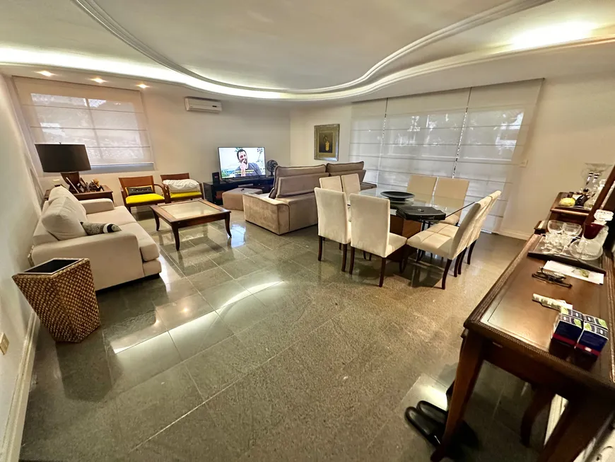 Foto 1 de Apartamento com 3 Quartos à venda, 160m² em Jardim Eulália, Taubaté