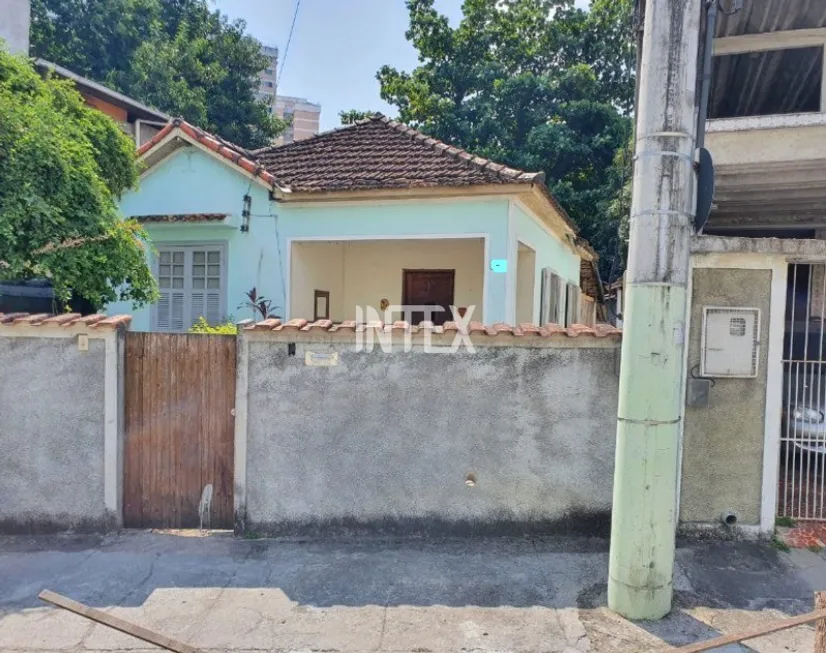 Foto 1 de Casa com 2 Quartos à venda, 100m² em Alcântara, São Gonçalo