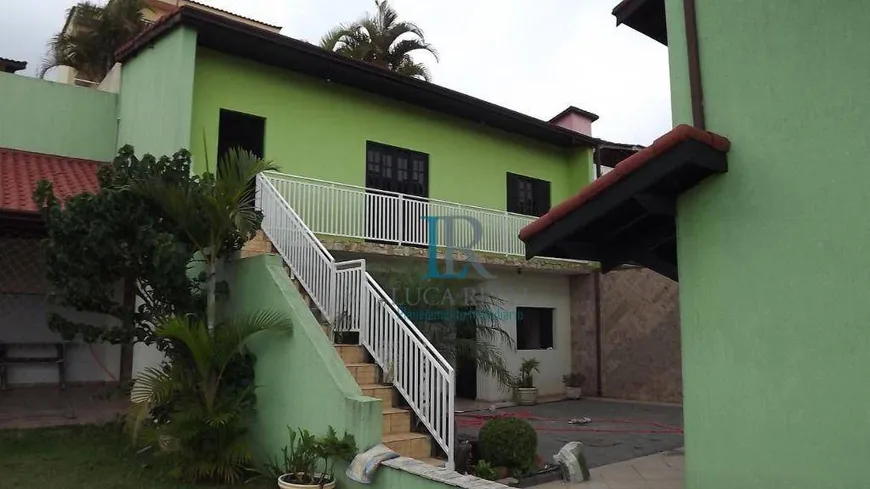 Foto 1 de Casa de Condomínio com 3 Quartos à venda, 356m² em Parque Nova Jandira, Jandira