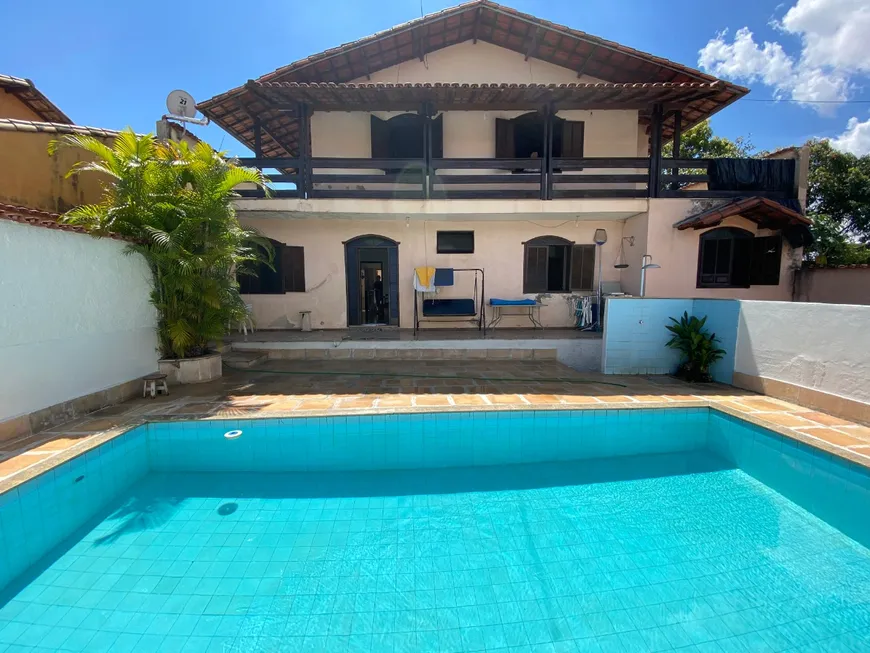 Foto 1 de Casa com 3 Quartos à venda, 320m² em Copacabana, Belo Horizonte