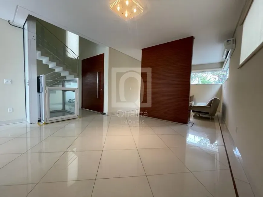 Foto 1 de Casa de Condomínio com 3 Quartos à venda, 330m² em Jardim Residencial Mont Blanc, Sorocaba