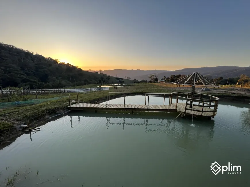 Foto 1 de Fazenda/Sítio com 3 Quartos à venda, 80m² em , Alfredo Wagner