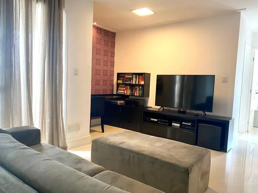 Foto 1 de Apartamento com 3 Quartos à venda, 65m² em Vila Bertioga, São Paulo