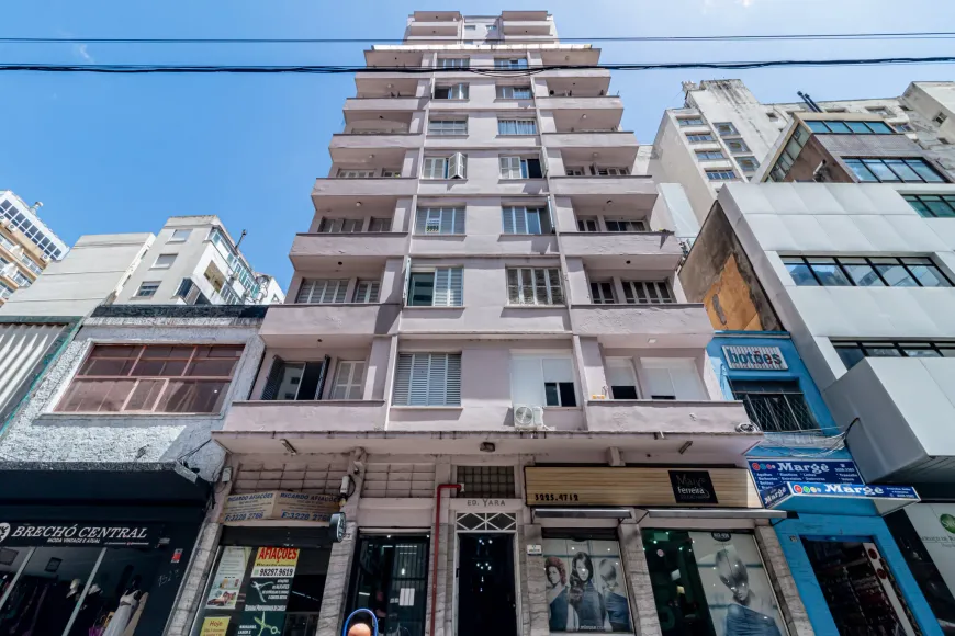 Foto 1 de Apartamento com 2 Quartos à venda, 61m² em Centro, Porto Alegre