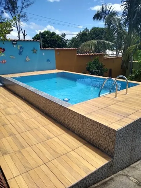 Foto 1 de Casa com 2 Quartos à venda, 150m² em Vila Capri, Araruama