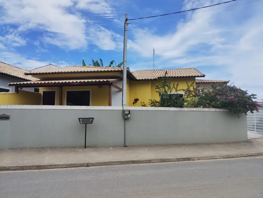 Foto 1 de Casa com 2 Quartos à venda, 65m² em Balneário das Conchas, São Pedro da Aldeia