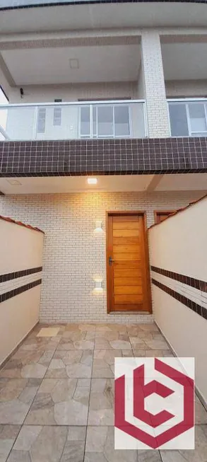 Foto 1 de Casa com 2 Quartos à venda, 64m² em Castelo, Santos