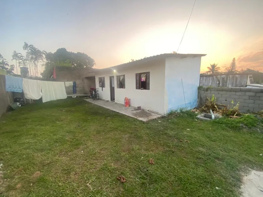 Foto 1 de Casa com 1 Quarto à venda, 45m² em UMUARAMA, Itanhaém