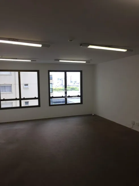 Foto 1 de Sala Comercial com 2 Quartos à venda, 45m² em Barra Funda, São Paulo